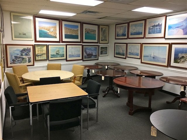 Modern or old office furniture in Houston